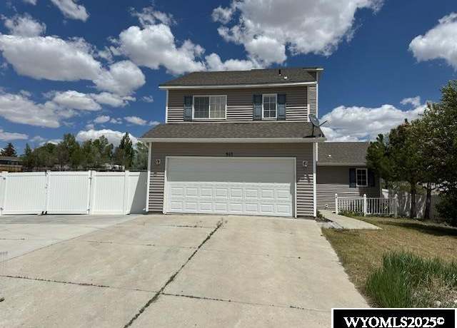 Property at 517 Archers Trl, Rock Springs, WY 82901, 4 beds, 3.5 baths