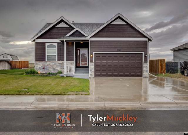 Property at 2230 Zuni Trail Trl, Bar Nunn, WY 82601, 5 beds, 3 baths