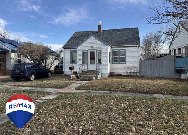 Property at 117 W Madison, Riverton, WY 82501, 3 beds, 1.75 baths