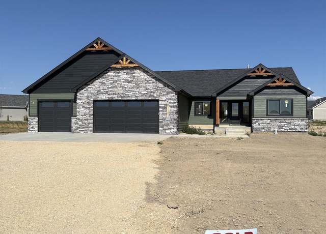 Property at 6571 Meadow Wind Way, Mills, WY 82604, 3 beds, 2 baths