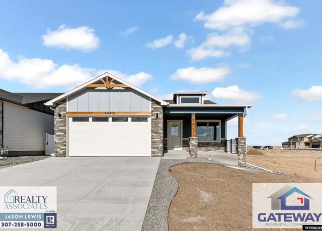 Property at 2765 Berkshire Way, Casper, WY 82609, 3 beds, 2 baths