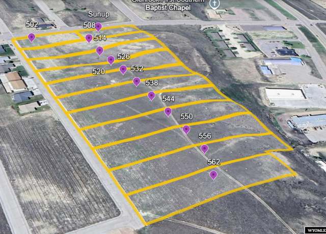Property at 562 Emigrant Dr, Glenrock, WY 82637