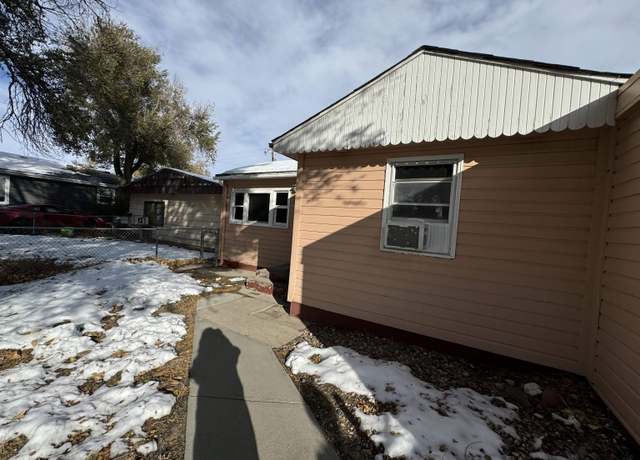 Property at 925 N Washington St, Casper, WY 82601, 2 beds, 1 bath