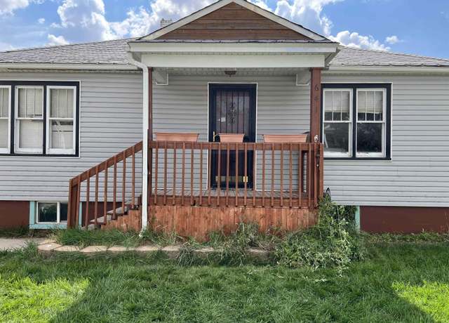 Property at 641 W Flaming Gorge Way, Green River, WY 82935, 5 beds, 3 baths
