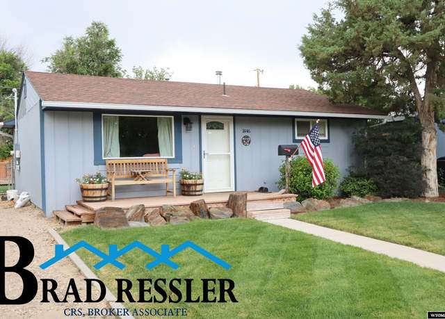 Property at 1446 Kit Carson Ave, Casper, WY 82604, 2 beds, 1 bath