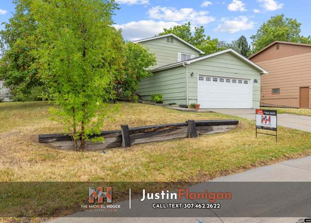 Property at 5111 S David St, Casper, WY 82601, 3 beds, 2 baths