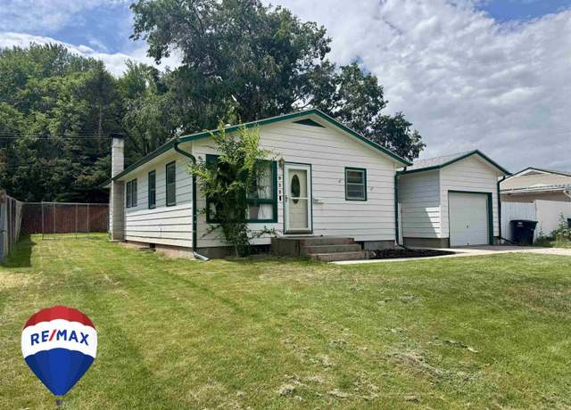 Property at 922 Sierra Dr, Riverton, WY 82501, 5 beds, 2 baths