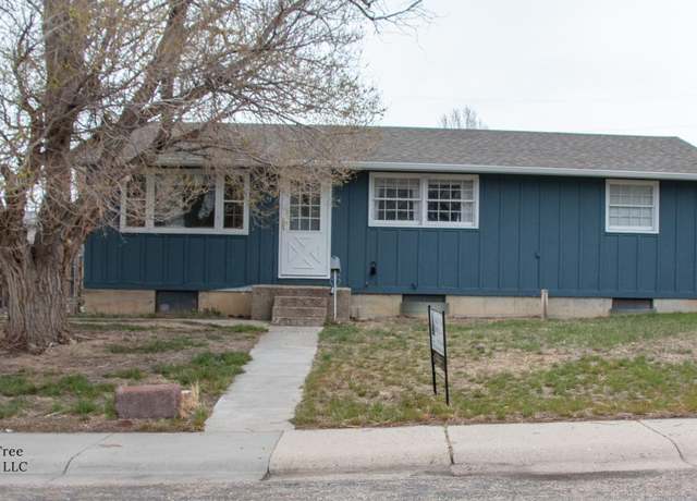 Property at 53 Jasmine St, Casper, WY 86014, 4 beds, 1 bath