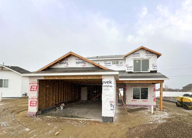 Property at 2504 Bailey Blvd, Rock Springs, WY 82901, 3 beds, 2.5 baths
