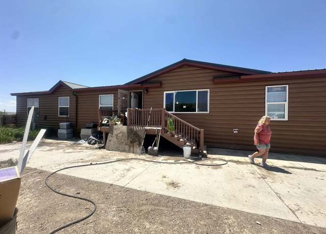 Property at 2022 Ridgemont Pl, Kemmerer, WY 83101, 4 beds, 2.5 baths