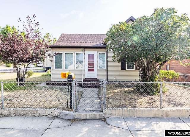 Property at 213 E 2nd North St, Green River, WY 82935, 3 beds, 3 baths