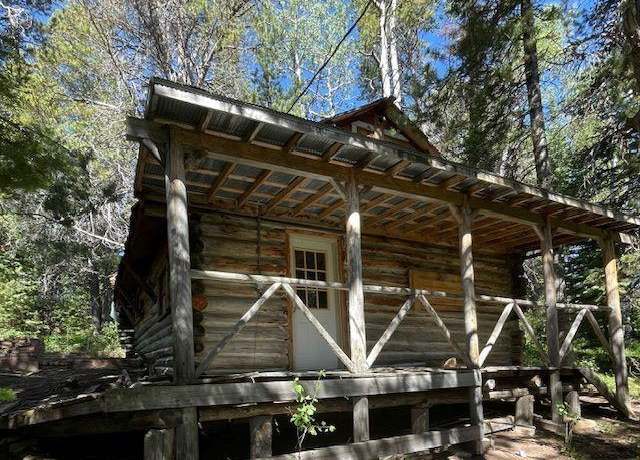 Property at 8651 Tower Hill Rd, Casper, WY 82601