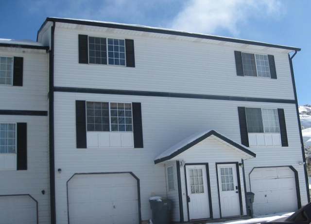 Property at 723 Sioux Drive Dr, Evanston, WY 82930, 2 beds, 1.5 baths