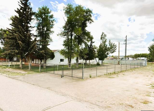 Property at 314 S Labarge Street St, La Barge, WY 83123, 3 beds, 1 bath