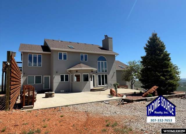 Property at 37 Tensleep Rd, Lander, WY 82520, 4 beds, 3.5 baths