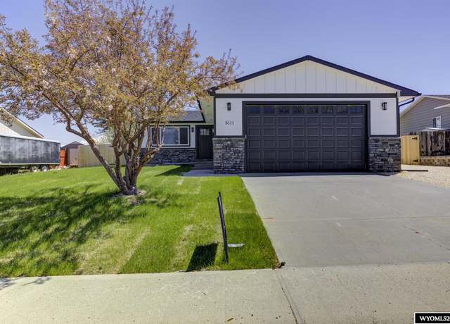 Property at 5111 S Center St, Casper, WY 82601, 4 beds, 2 baths