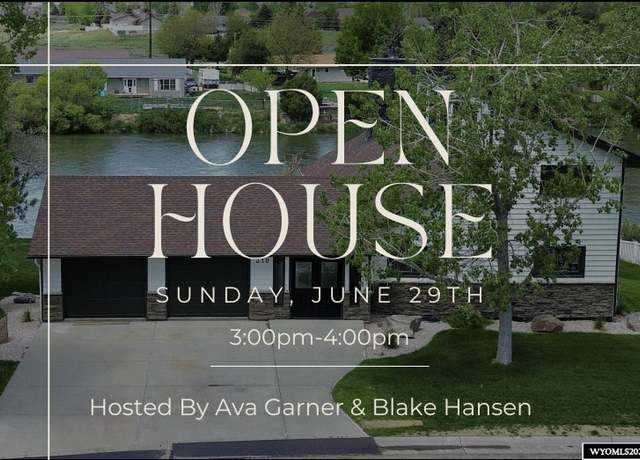Property at 310 Aster St, Casper, WY 82604, 5 beds, 3.5 baths