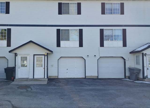Property at 733 Sioux Dr, Evanston, WY 82930, 2 beds, 1.5 baths