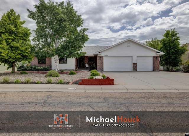 Property at 2001 Newport, Casper, WY 82609, 5 beds, 3 baths