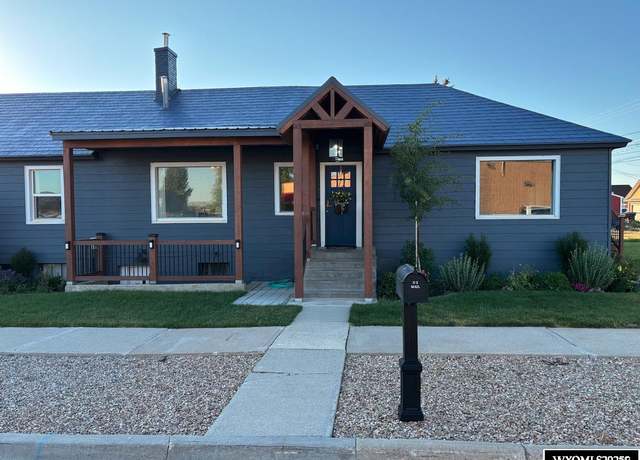 Property at 1100 Cedar Ave, Kemmerer, WY 83101, 3 beds, 2.5 baths