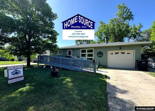 Property at 1407 Mary Anne Dr, Riverton, WY 82501, 4 beds, 2 baths
