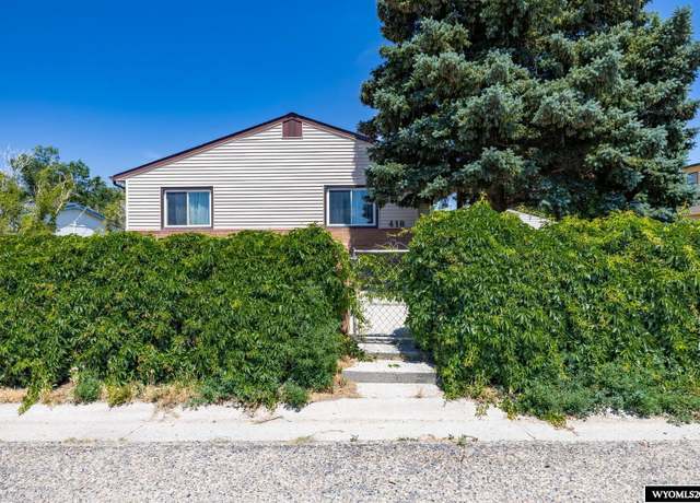 Property at 418 Morgan Ave, Mills, WY 82644, 2 beds, 1 bath