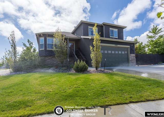Property at 1669 Waterford, Casper, WY 82609, 4 beds, 3 baths