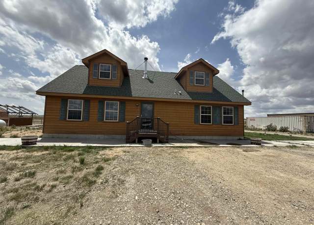 Property at 302 3rd N Road, Farson, WY 82932, 3 beds, 2.5 baths