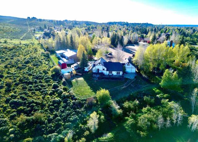 Property at 249 Aspen Hills Ct, Evanston, WY 82930, 5 beds, 3 baths