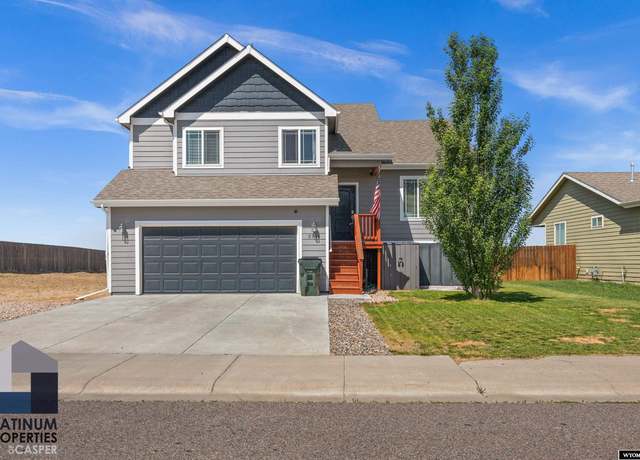 Property at 5766 Antelope Dr, Bar Nunn, WY 82601, 4 beds, 3 baths