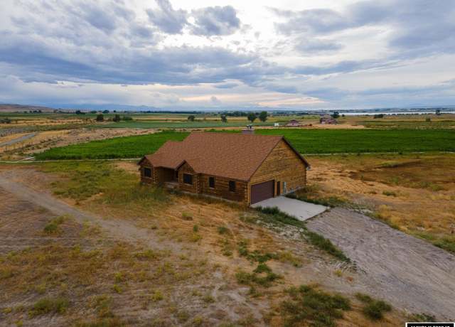 Property at 59 Goose Knob Dr, Riverton, WY 82501, 3 beds, 2 baths