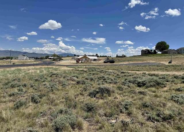 Property at 235 Airport Ave, Saratoga, WY 82331