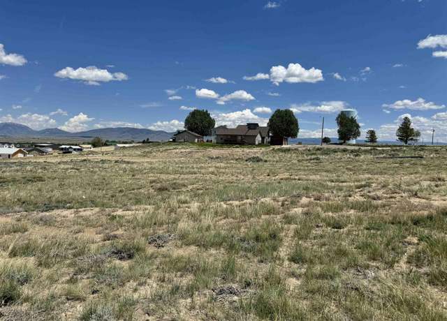 Property at 303 Cutthroat Dr, Saratoga, WY 82331