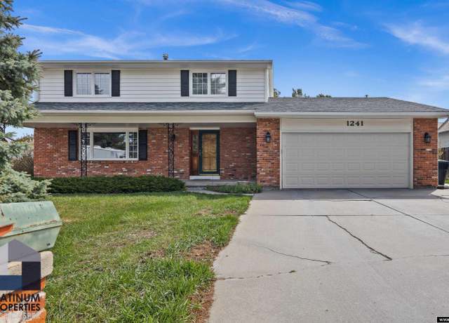 Property at 1241 S Trojan Dr, Casper, WY 82609, 5 beds, 3.25 baths