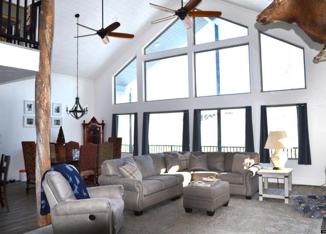 Property at 1467 Moose Holw, Robertson, WY 82944, 3 beds, 3.5 baths