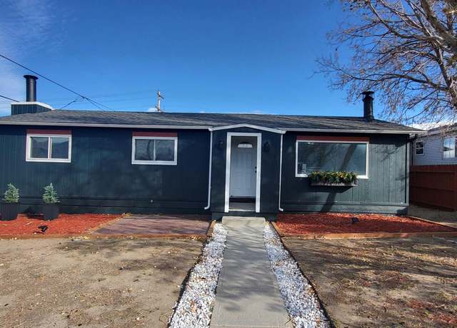 Property at 613 Sage Hills Hls, Rawlins, WY 82301, 4 beds, 2.5 baths