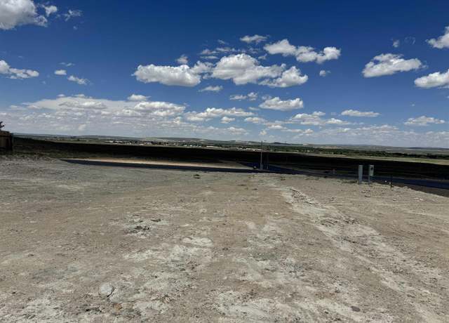 Property at 302 Cutthroat Dr, Saratoga, WY 82331