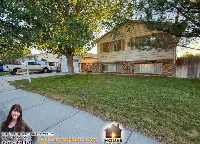 Property at 1862 Shumway Ave, Casper, WY 82601, 3 beds, 1.75 baths