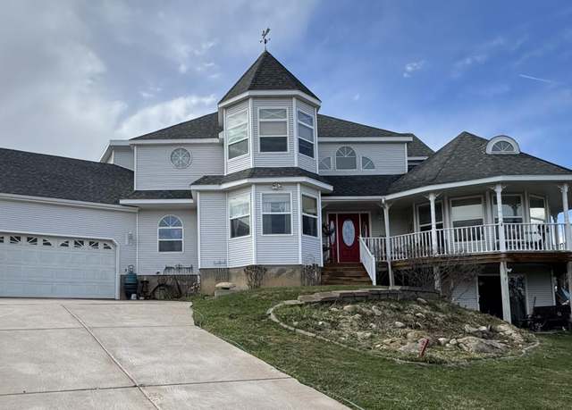 Property at 260 Darby Ln, Evanston, WY 82930, 6 beds, 4 baths