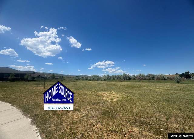 Property at 135 Granite Ct, Lander, WY 82520