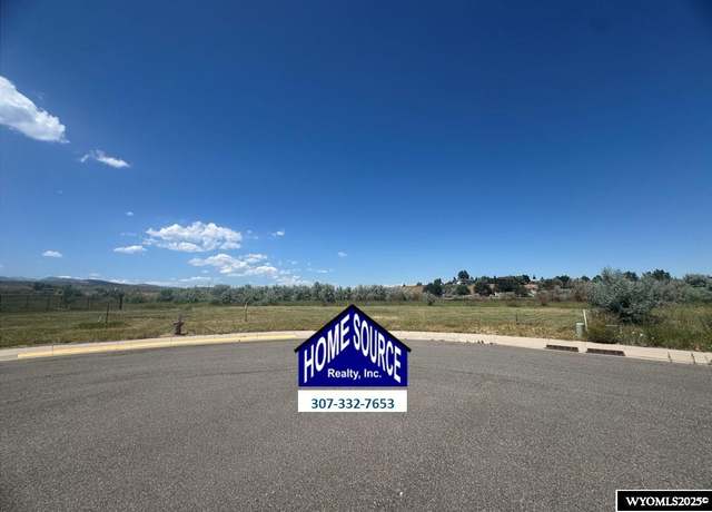 Property at 135 Granite Ct, Lander, WY 82520