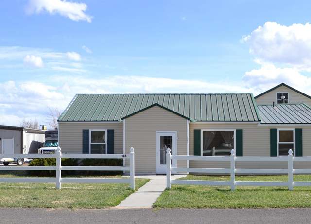 Property at 125 W Pine St, Lyman, WY 82937, 3 beds, 2 baths