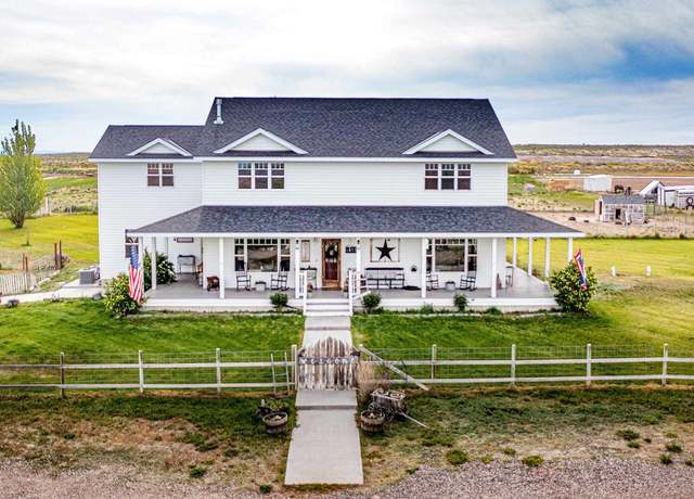 Property at 1633 Road 13, Worland, WY 82401, 5 beds, 3 baths