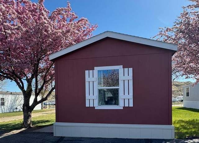 Property at 1300 New Hampshire #33, Rock Springs, WY 82901, 3 beds, 2 baths