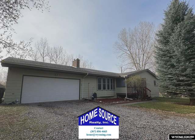 Property at 515 Henry Rd, Riverton, WY 82501, 4 beds, 3 baths