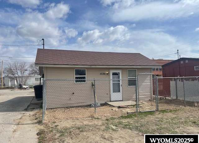 Property at 1135 N Center St, Casper, WY 82601, 4 beds, 2 baths