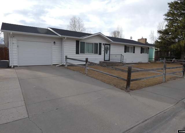 Property at 363 S Iowa Ave, Guernsey, WY 82214, 5 beds, 1.75 baths