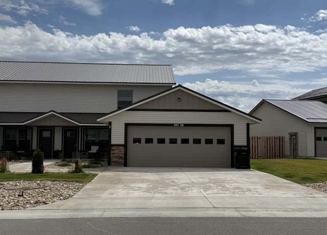 Property at 405 Walnut Court E, Unit 3B, Saratoga, WY 82331, 3 beds, 2.5 baths