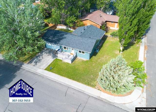 Property at 418 Spire Dr, Riverton, WY 82501, 3 beds, 1 bath