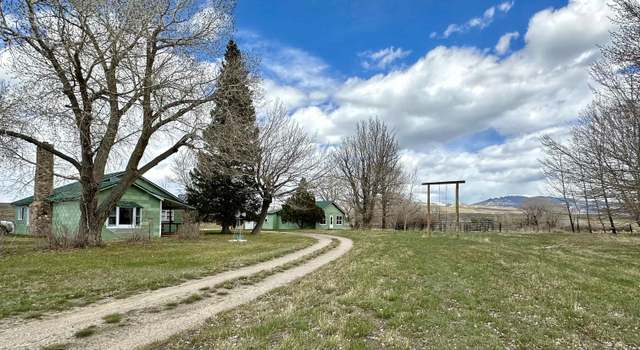 Photo of 639A County Road 504, Saratoga, WY 82331